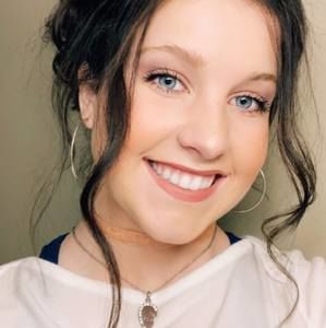 Meet your Posher, Talia